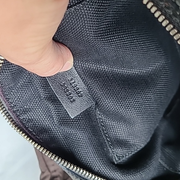 Gucci Patent Leather Soho Disco Crossbody Bag - Picture 9 of 12